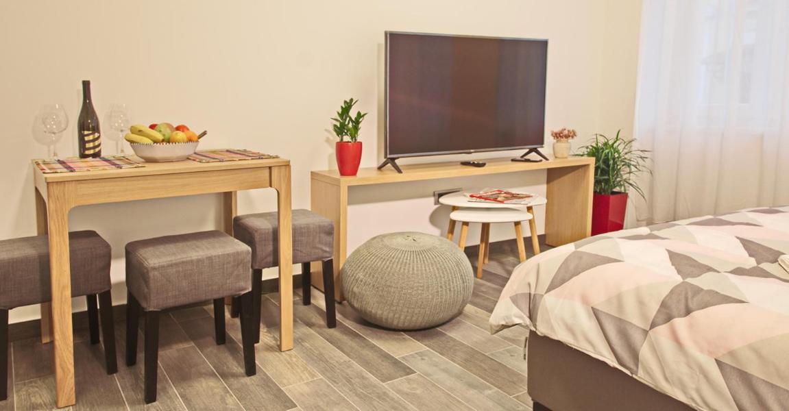 Apartmani Sterija Novi Sad Exterior foto