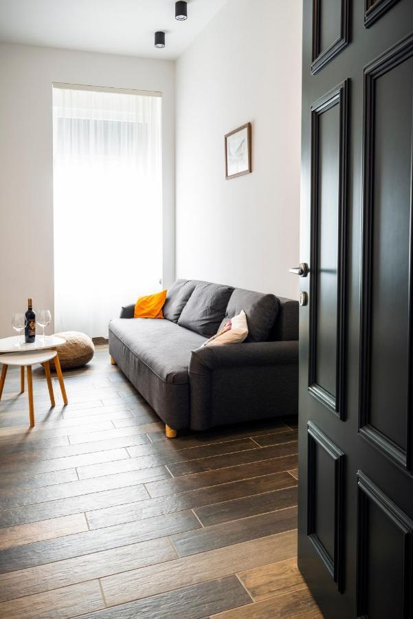 Apartmani Sterija Novi Sad Exterior foto